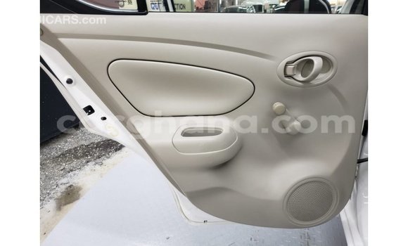 Sayi Imported Nissan Sunny White Mota in Import - Dubai a Ashanti Sayi Imported Nissan Sunny White Mota in Import - Dubai a Ashanti