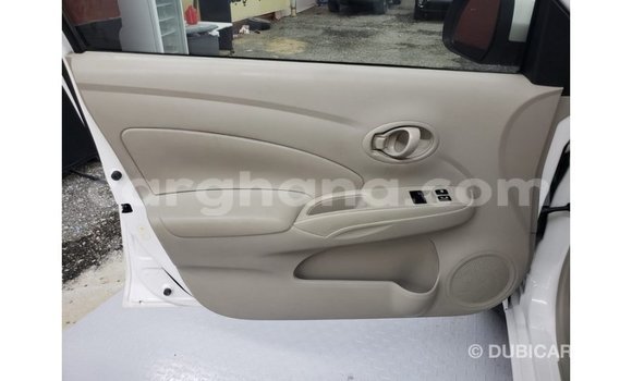 Sayi Imported Nissan Sunny White Mota in Import - Dubai a Ashanti Sayi Imported Nissan Sunny White Mota in Import - Dubai a Ashanti