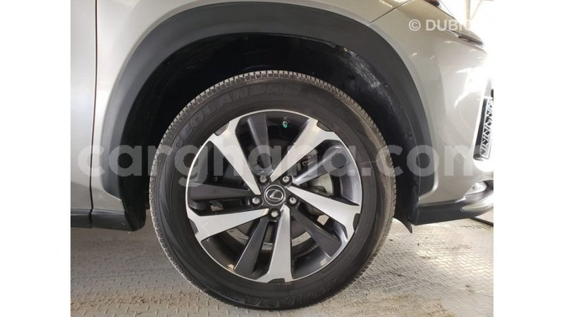 Big with watermark lexus ct ashanti import dubai 34429