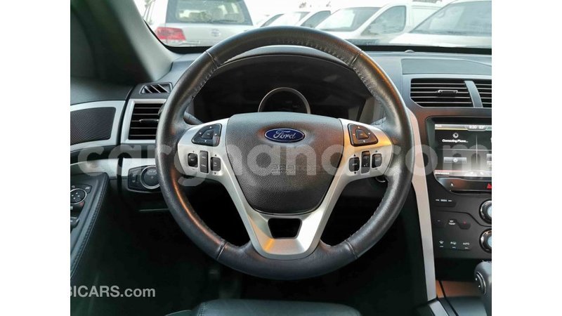 Big with watermark ford explorer ashanti import dubai 34436