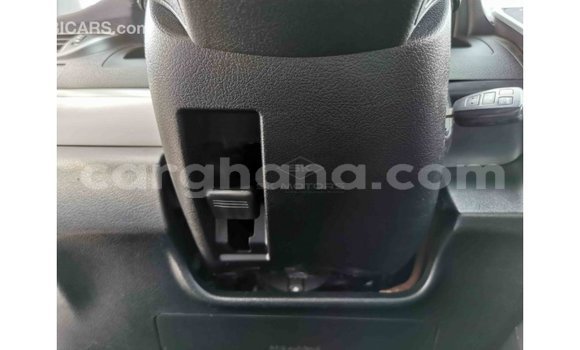 Ra Imported Toyota Camry funfun Ọkọ̀ in Import - Dubai ni Ashanti Ra Imported Toyota Camry funfun Ọkọ̀ in Import - Dubai ni Ashanti