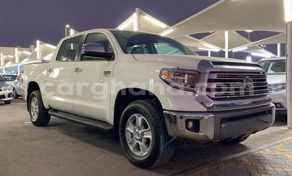Ra Imported Toyota Tundra funfun Ọkọ̀ in Import - Dubai ni Ashanti Ra Imported Toyota Tundra funfun Ọkọ̀ in Import - Dubai ni Ashanti