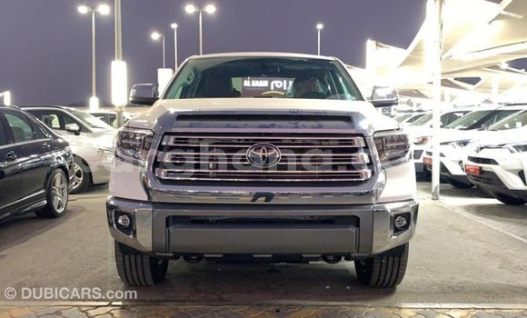 Ra Imported Toyota Tundra funfun Ọkọ̀ in Import - Dubai ni Ashanti Ra Imported Toyota Tundra funfun Ọkọ̀ in Import - Dubai ni Ashanti
