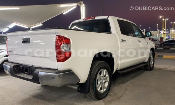 Ra Imported Toyota Tundra funfun Ọkọ̀ in Import - Dubai ni Ashanti Ra Imported Toyota Tundra funfun Ọkọ̀ in Import - Dubai ni Ashanti