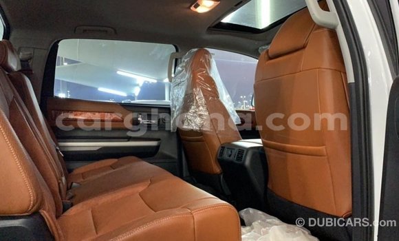 Ra Imported Toyota Tundra funfun Ọkọ̀ in Import - Dubai ni Ashanti Ra Imported Toyota Tundra funfun Ọkọ̀ in Import - Dubai ni Ashanti