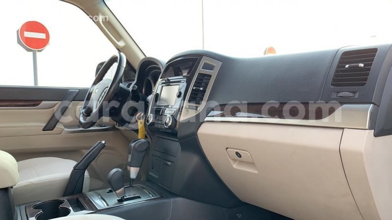 Big with watermark mitsubishi pajero ashanti import dubai 34451