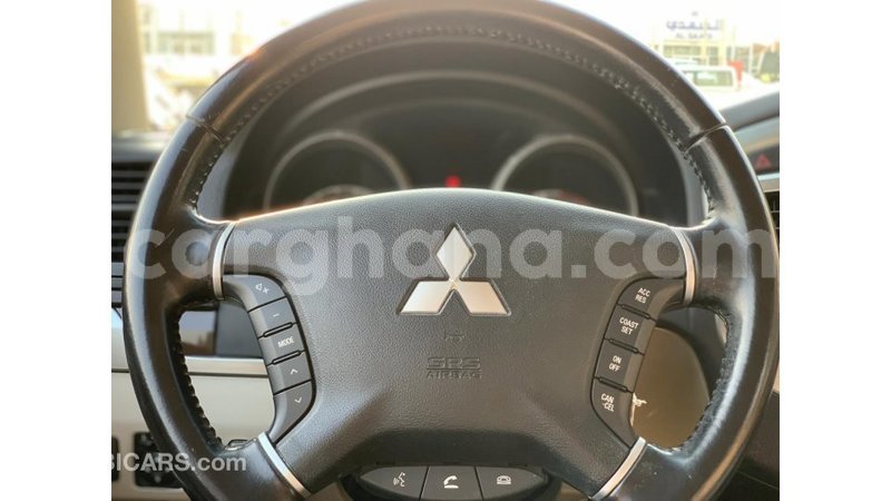 Big with watermark mitsubishi pajero ashanti import dubai 34451