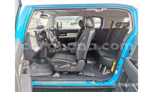 Sayi Imported Toyota FJ Cruiser Blue Mota in Import - Dubai a Ashanti Sayi Imported Toyota FJ Cruiser Blue Mota in Import - Dubai a Ashanti