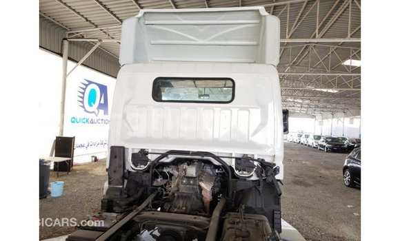 Sayi Imported Mitsubishi Carisma Blue Mota in Import - Dubai a Ashanti Sayi Imported Mitsubishi Carisma Blue Mota in Import - Dubai a Ashanti