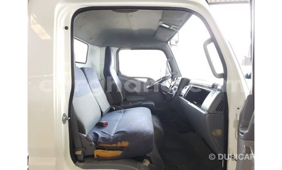 Sayi Imported Mitsubishi Carisma Blue Mota in Import - Dubai a Ashanti Sayi Imported Mitsubishi Carisma Blue Mota in Import - Dubai a Ashanti