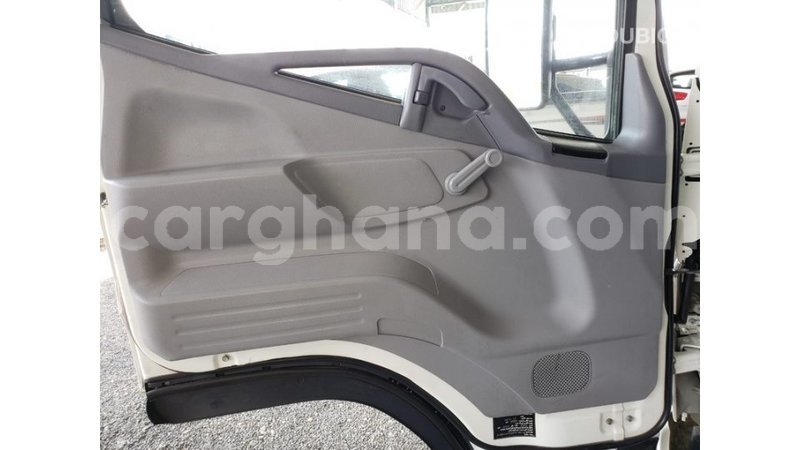 Big with watermark mitsubishi carisma ashanti import dubai 34458