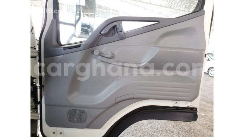 Big with watermark mitsubishi carisma ashanti import dubai 34458