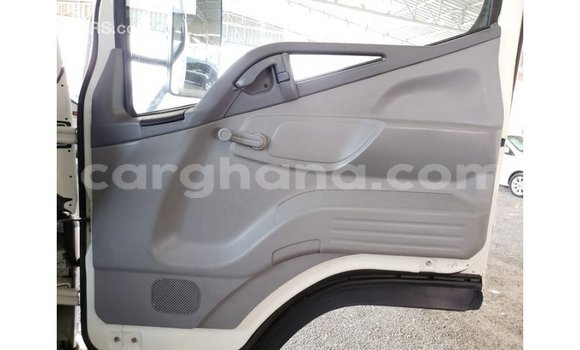 Sayi Imported Mitsubishi Carisma Blue Mota in Import - Dubai a Ashanti Sayi Imported Mitsubishi Carisma Blue Mota in Import - Dubai a Ashanti