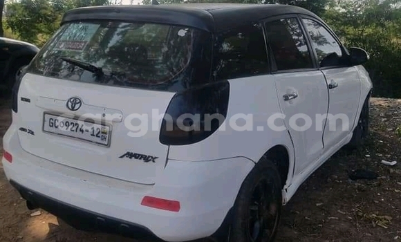 Sayi Na hannu Toyota Matrix Sauran Mota in Banda a Brong-Ahafo Sayi Na hannu Toyota Matrix Sauran Mota in Banda a Brong-Ahafo