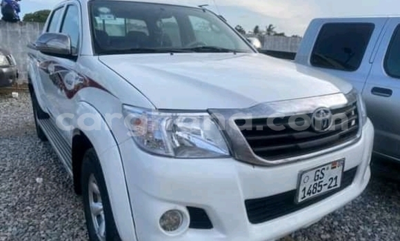 Buy Used Toyota Hilux White Car in Sekondi–Takoradi Metropolitan in Western Buy Used Toyota Hilux White Car in Sekondi–Takoradi Metropolitan in Western