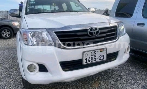 Buy Used Toyota Hilux White Car in Sekondi–Takoradi Metropolitan in Western Buy Used Toyota Hilux White Car in Sekondi–Takoradi Metropolitan in Western