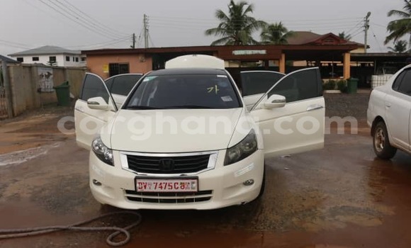 Buy Used Honda Accord White Car in Accra in Greater Accra Buy Used Honda Accord White Car in Accra in Greater Accra