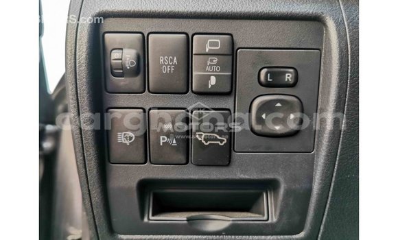 Sayi Imported Toyota Land Cruiser Sauran Mota in Import - Dubai a Ashanti Sayi Imported Toyota Land Cruiser Sauran Mota in Import - Dubai a Ashanti
