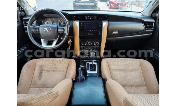 Ra Imported Toyota Fortuner funfun Ọkọ̀ in Import - Dubai ni Ashanti Ra Imported Toyota Fortuner funfun Ọkọ̀ in Import - Dubai ni Ashanti