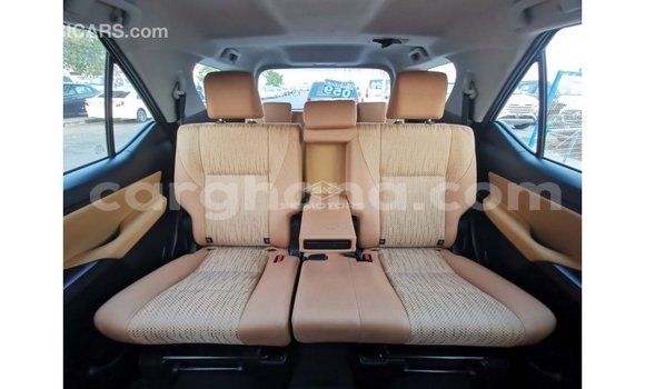 Ra Imported Toyota Fortuner funfun Ọkọ̀ in Import - Dubai ni Ashanti Ra Imported Toyota Fortuner funfun Ọkọ̀ in Import - Dubai ni Ashanti