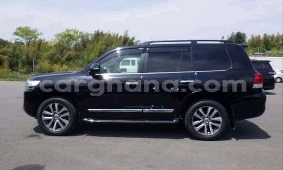 Sayi Na hannu Toyota Land Cruiser Black Mota in Accra a Greater Accra