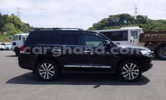 Ra Àlòkù Toyota Land Cruiser Black Ọkọ̀ in Accra ni Greater Accra Ra Àlòkù Toyota Land Cruiser Black Ọkọ̀ in Accra ni Greater Accra