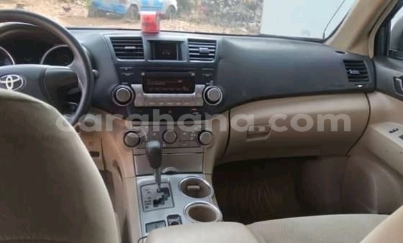 Buy Used Toyota Highlander Other Car in Accra in Greater Accra Buy Used Toyota Highlander Other Car in Accra in Greater Accra