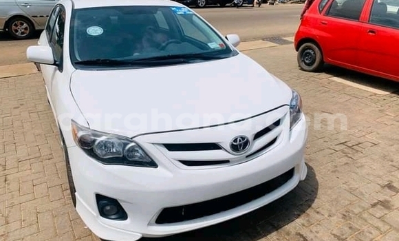 Buy Used Toyota Corolla White Car in Accra in Greater Accra Buy Used Toyota Corolla White Car in Accra in Greater Accra