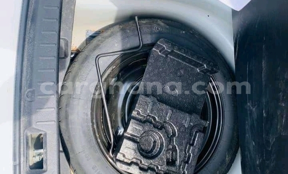 Buy Used Toyota Corolla White Car in Accra in Greater Accra Buy Used Toyota Corolla White Car in Accra in Greater Accra