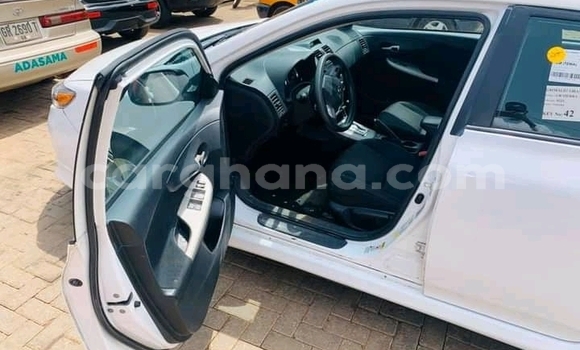 Buy Used Toyota Corolla White Car in Accra in Greater Accra Buy Used Toyota Corolla White Car in Accra in Greater Accra
