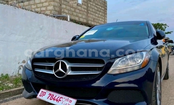Buy Used Mercedes‒Benz 300CD Black Car in Accra in Greater Accra