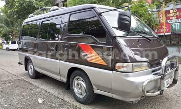 Ra Àlòkù Hyundai Grace Alagara Ọkọ̀ in Sekondi–Takoradi Metropolitan ni Oorun Ra Àlòkù Hyundai Grace Alagara Ọkọ̀ in Sekondi–Takoradi Metropolitan ni Oorun