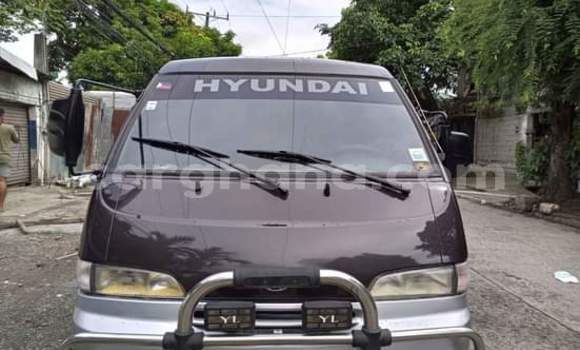 Ra Àlòkù Hyundai Grace Alagara Ọkọ̀ in Sekondi–Takoradi Metropolitan ni Oorun Ra Àlòkù Hyundai Grace Alagara Ọkọ̀ in Sekondi–Takoradi Metropolitan ni Oorun