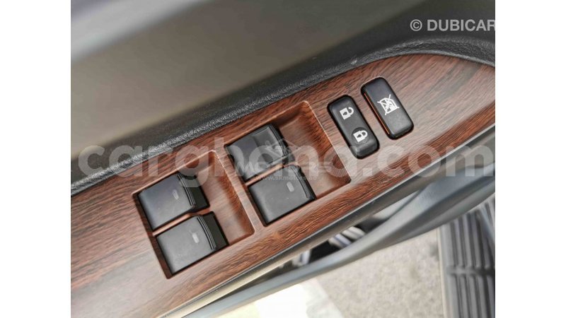 Big with watermark toyota land cruiser ashanti import dubai 34613