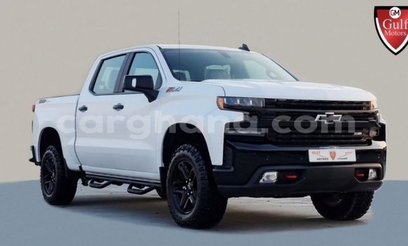 Buy Import Chevrolet Silverado White Car in Import - Dubai in Ashanti Buy Import Chevrolet Silverado White Car in Import - Dubai in Ashanti
