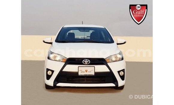 Ra Imported Toyota Yaris funfun Ọkọ̀ in Import - Dubai ni Ashanti Ra Imported Toyota Yaris funfun Ọkọ̀ in Import - Dubai ni Ashanti