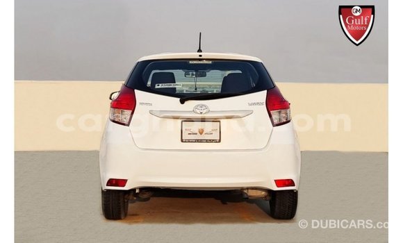 Ra Imported Toyota Yaris funfun Ọkọ̀ in Import - Dubai ni Ashanti Ra Imported Toyota Yaris funfun Ọkọ̀ in Import - Dubai ni Ashanti
