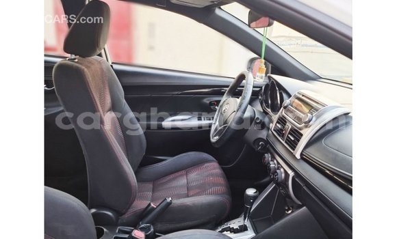 Ra Imported Toyota Yaris funfun Ọkọ̀ in Import - Dubai ni Ashanti Ra Imported Toyota Yaris funfun Ọkọ̀ in Import - Dubai ni Ashanti