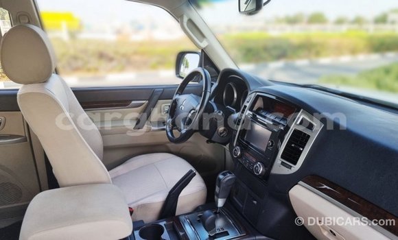 Ra Imported Mitsubishi Pajero funfun Ọkọ̀ in Import - Dubai ni Ashanti Ra Imported Mitsubishi Pajero funfun Ọkọ̀ in Import - Dubai ni Ashanti