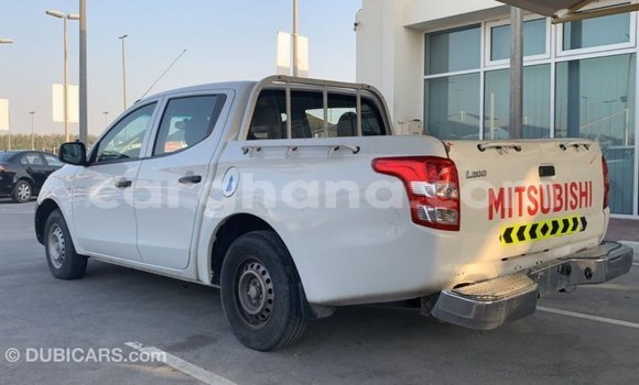 Buy Import Mitsubishi L200 White Car in Import - Dubai in Ashanti Buy Import Mitsubishi L200 White Car in Import - Dubai in Ashanti