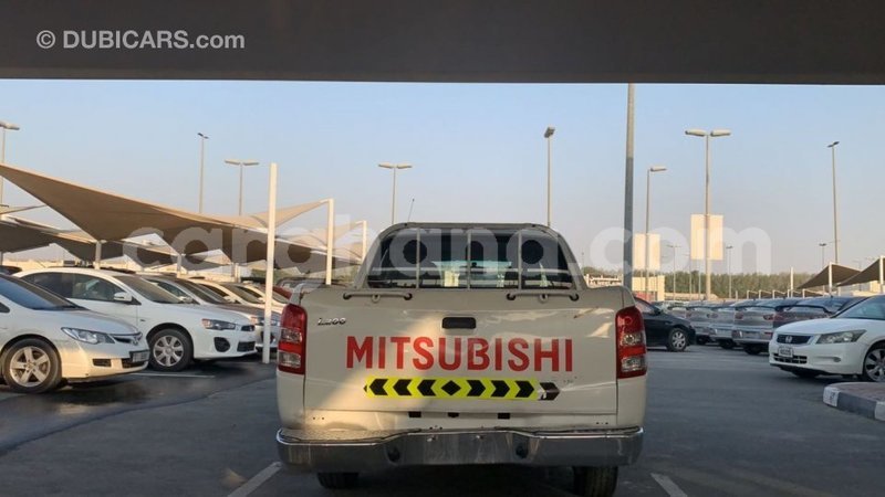 Big with watermark mitsubishi l200 ashanti import dubai 34625