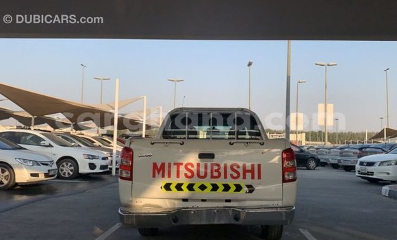 Buy Import Mitsubishi L200 White Car in Import - Dubai in Ashanti Buy Import Mitsubishi L200 White Car in Import - Dubai in Ashanti