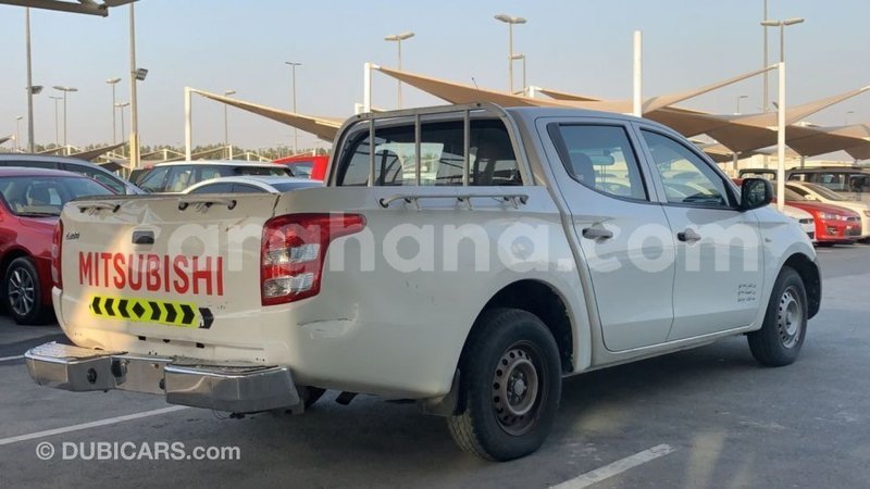 Big with watermark mitsubishi l200 ashanti import dubai 34625