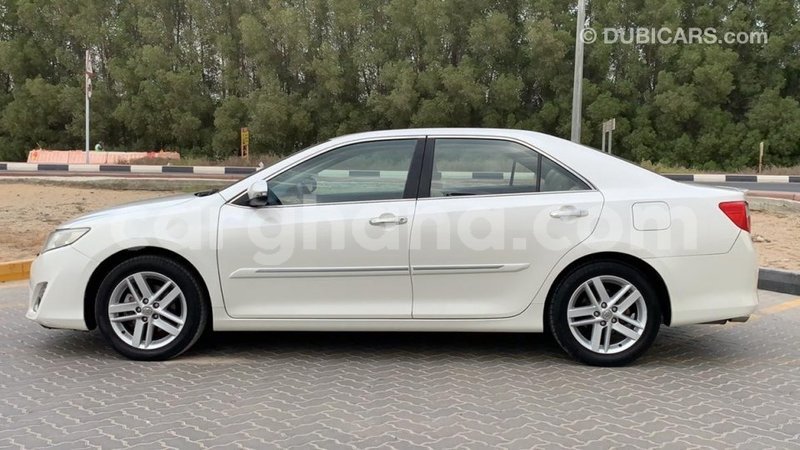 Big with watermark toyota camry ashanti import dubai 34628