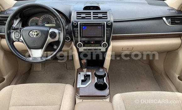 Buy Import Toyota Camry White Car in Import - Dubai in Ashanti Buy Import Toyota Camry White Car in Import - Dubai in Ashanti