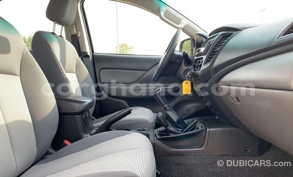 Sayi Imported Mitsubishi L200 White Mota in Import - Dubai a Ashanti Sayi Imported Mitsubishi L200 White Mota in Import - Dubai a Ashanti