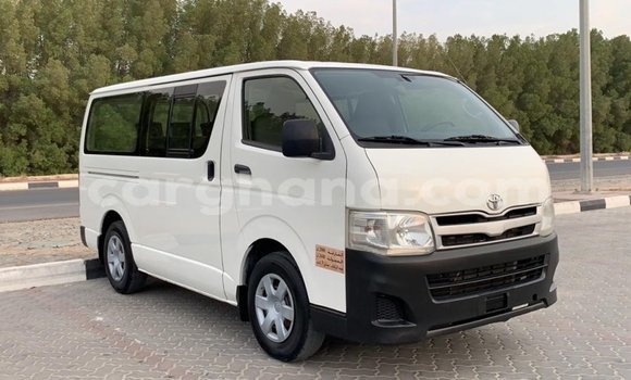 Buy Import Toyota Hiace White Car in Import - Dubai in Ashanti Buy Import Toyota Hiace White Car in Import - Dubai in Ashanti