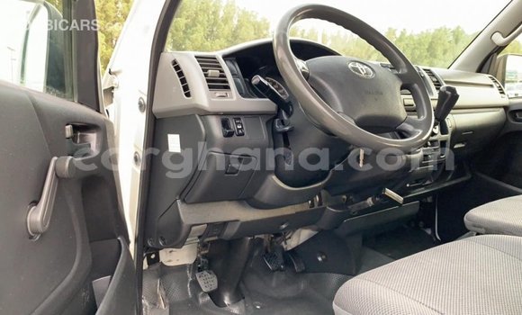 Buy Import Toyota Hiace White Car in Import - Dubai in Ashanti Buy Import Toyota Hiace White Car in Import - Dubai in Ashanti