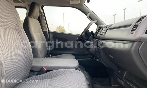 Buy Import Toyota Hiace White Car in Import - Dubai in Ashanti Buy Import Toyota Hiace White Car in Import - Dubai in Ashanti