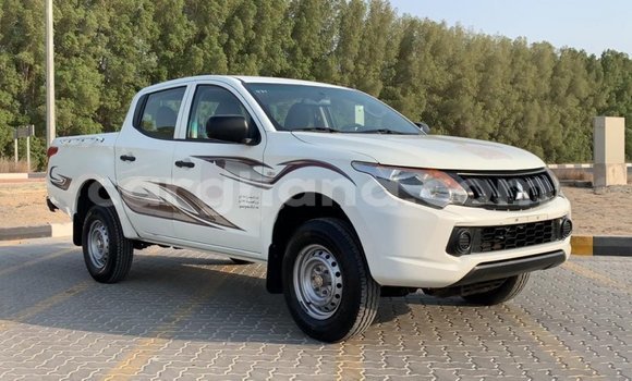 Ra Imported Mitsubishi L200 funfun Ọkọ̀ in Import - Dubai ni Ashanti Ra Imported Mitsubishi L200 funfun Ọkọ̀ in Import - Dubai ni Ashanti